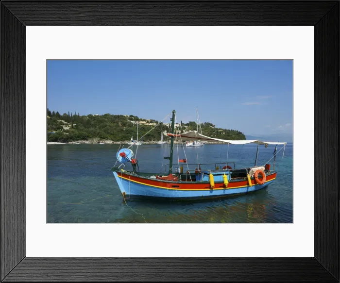 Framed Print : Traditional fishing boat, Kalami, Korfu, Ionische Inseln, Griechenland Framed Print : Traditional fishing boat, Kalami, Korfu, Ionische Inseln, Griechenland