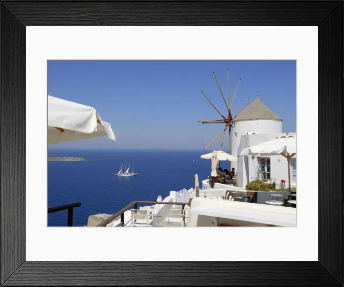 Framed Print : Restaurant in Oia, Santorini, Kyclades, South Aegean, Greece, Europe Framed Print : Restaurant in Oia, Santorini, Kyclades, South Aegean, Greece, Europe