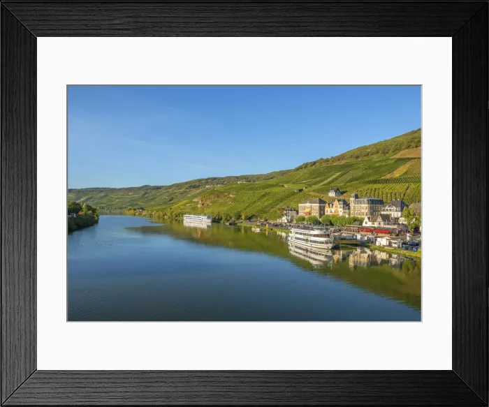 Framed Print : Bernkastel-Kues, Mosel valley, Rhineland-Palatinate, Germany Framed Print : Bernkastel-Kues, Mosel valley, Rhineland-Palatinate, Germany