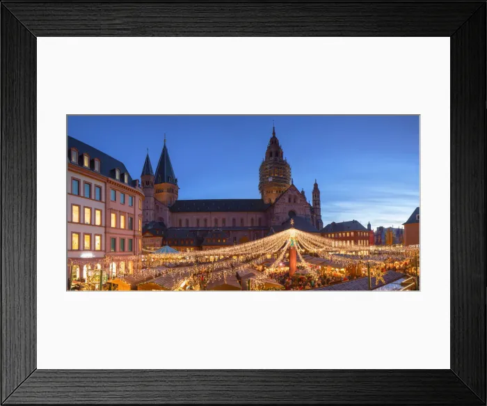 Framed Print : Christmas Market at dusk, Mainz, Rhineland-Palatinate, Germany