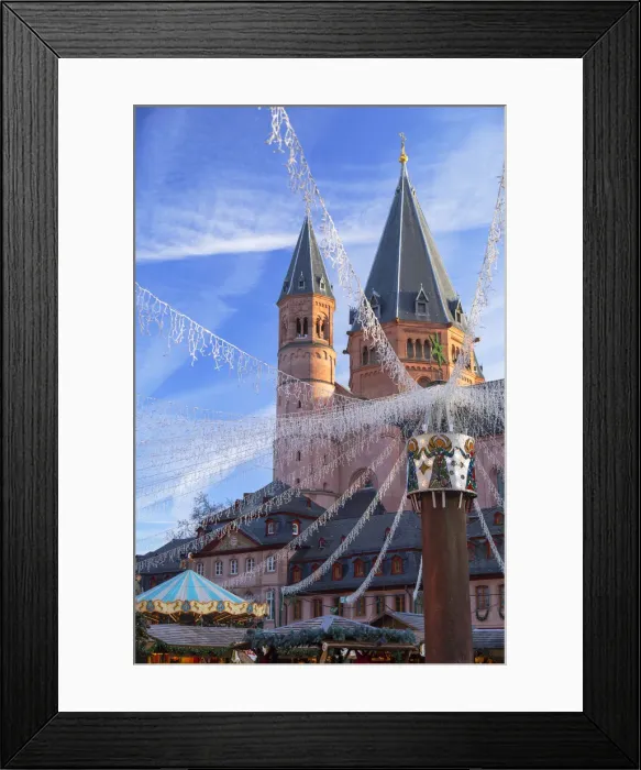 Framed Print : Christmas Market and Mainz Cathedral, Mainz, Rhineland-Palatinate, Germany Framed Print : Christmas Market and Mainz Cathedral, Mainz, Rhineland-Palatinate, Germany