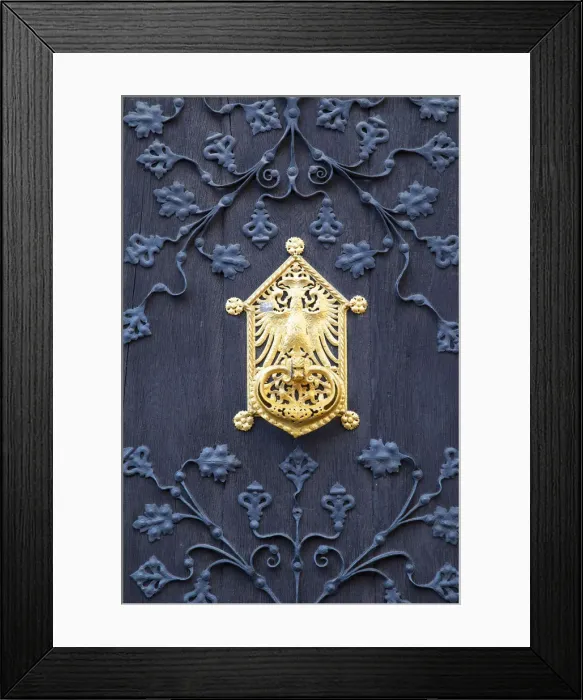 Framed Print : Door of Town Hall (Rathaus) Frankfurt am Main, Hesse, Germany Framed Print : Door of Town Hall (Rathaus) Frankfurt am Main, Hesse, Germany