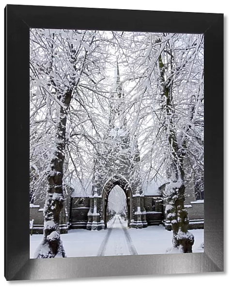 Newark, UK. The victorian gothic lychgate at Newark cemetery