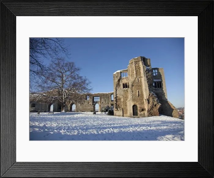 Framed Print : Newark, UK. Newark castles norman gatehouse Framed Print : Newark, UK. Newark castles norman gatehouse