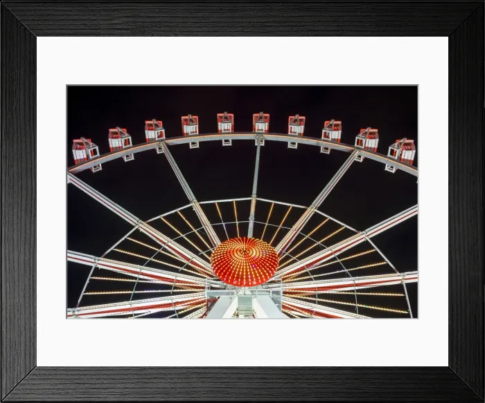 Framed Print : Illuminated Ferris Wheel at Hamburger DOM funfair at night, St. Pauli, Hamburg, Germany