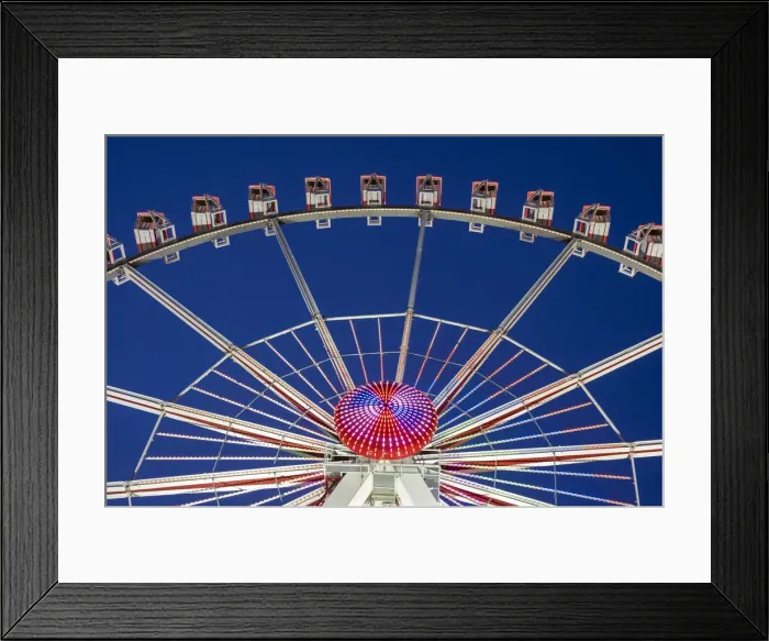 Framed Print : Illuminated Ferris Wheel at Hamburger DOM funfair at night, St. Pauli, Hamburg, Germany