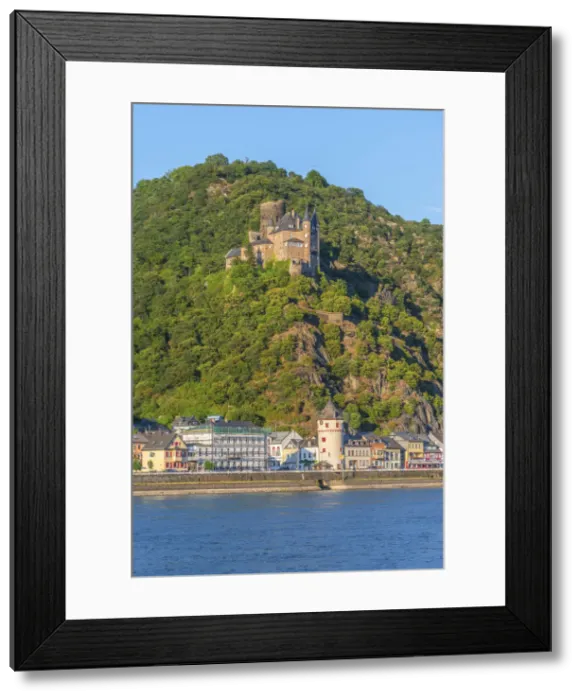 Framed Print : River rhine with St. Goarshausen and Katz castle, Rhine valley, Rhineland-Palatinate Framed Print : River rhine with St. Goarshausen and Katz castle, Rhine valley, Rhineland-Palatinate