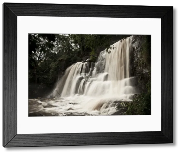 Framed Print : Burundi. The Chutes de la Kagera deep within the Mpinga National park Framed Print : Burundi. The Chutes de la Kagera deep within the Mpinga National park