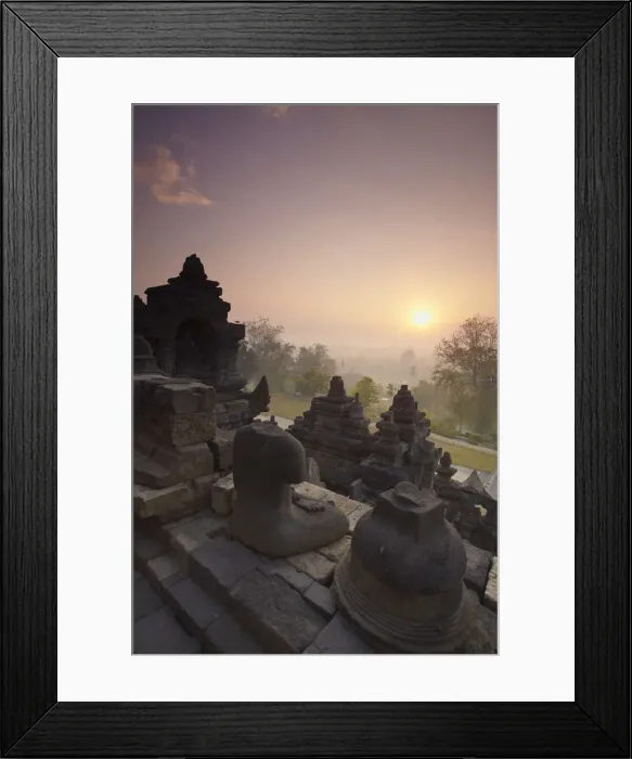 Framed Print : Borobudur Temple at sunrise (UNESCO World Heritage Site), Java, Indonesia Framed Print : Borobudur Temple at sunrise (UNESCO World Heritage Site), Java, Indonesia