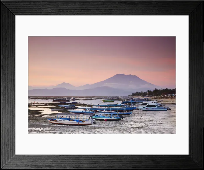 Framed Print : Jungutbatu beach at sunset with Mount Agung in the background, Nusa Lembongan, Bali Framed Print : Jungutbatu beach at sunset with Mount Agung in the background, Nusa Lembongan, Bali