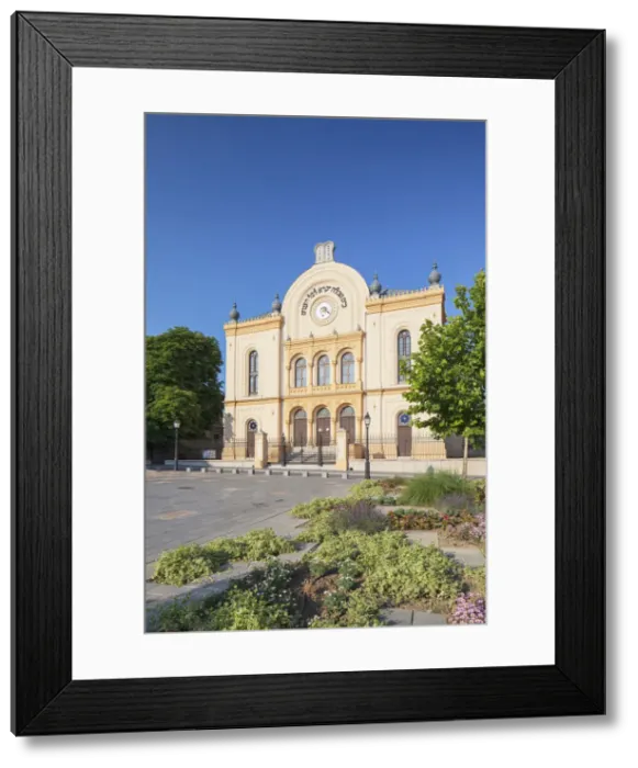 Framed Print : Synagogue in Kossuth Square, Pecs, Southern Transdanubia, Hungary Framed Print : Synagogue in Kossuth Square, Pecs, Southern Transdanubia, Hungary
