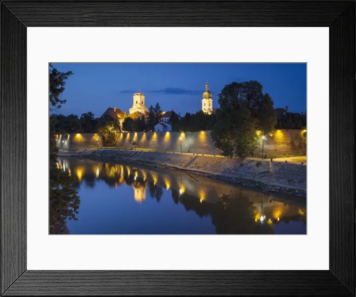 Framed Print : Bishops Palace and Basilica at dusk, Gyor, Western Transdanubia, Hungary Framed Print : Bishops Palace and Basilica at dusk, Gyor, Western Transdanubia, Hungary