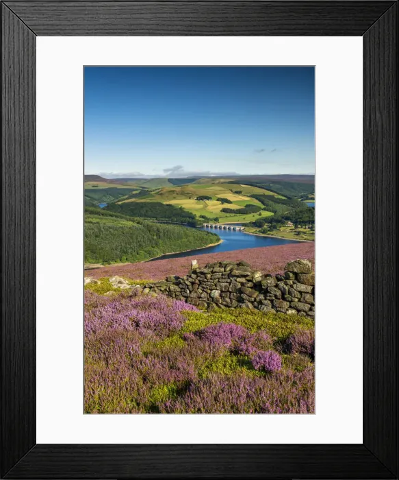 Framed Print : View Over Ladybower Reservoir, Peak District National Park, Derbyshire, England Framed Print : View Over Ladybower Reservoir, Peak District National Park, Derbyshire, England