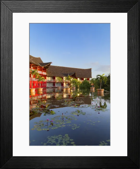 Framed Print : Le Meridien Tahiti Hotel, Pape ete, Tahiti, French Polynesia Framed Print : Le Meridien Tahiti Hotel, Pape ete, Tahiti, French Polynesia