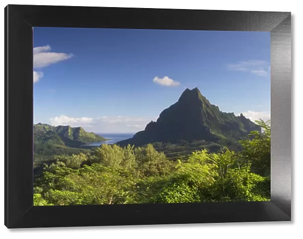 View of Mount Rotui and Mount Tohiea, Mo orea, Society Islands, French Polynesia