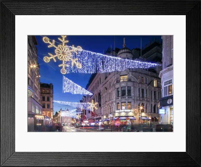 Framed Print : Night view of Christmas lights at Piccadilly Circus in front of Regent Street, London Framed Print : Night view of Christmas lights at Piccadilly Circus in front of Regent Street, London