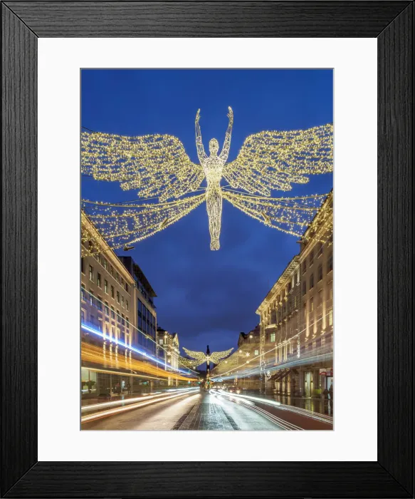 Framed Print : Regent Street with Christmas Illuminations at twilight, London, England, United Kingdom Framed Print : Regent Street with Christmas Illuminations at twilight, London, England, United Kingdom