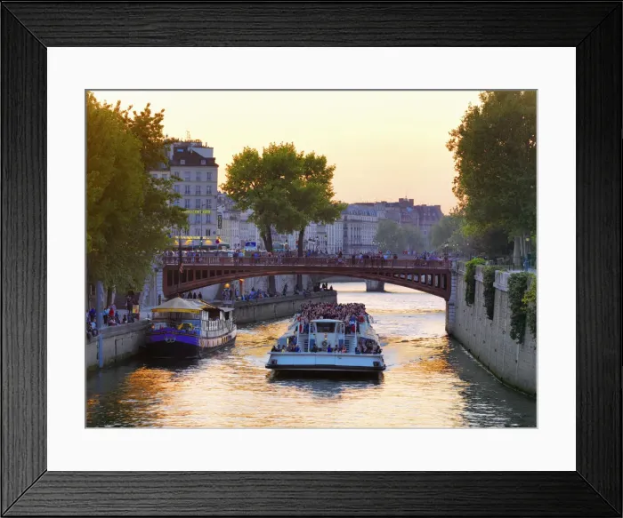 Framed Print : France, Paris, Tourboat on River Seine at sunset Framed Print : France, Paris, Tourboat on River Seine at sunset