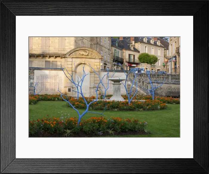 Framed Print : Memorial to French Resistance and civilian casualties of World War 2 at Sarlat Dordogne Framed Print : Memorial to French Resistance and civilian casualties of World War 2 at Sarlat Dordogne