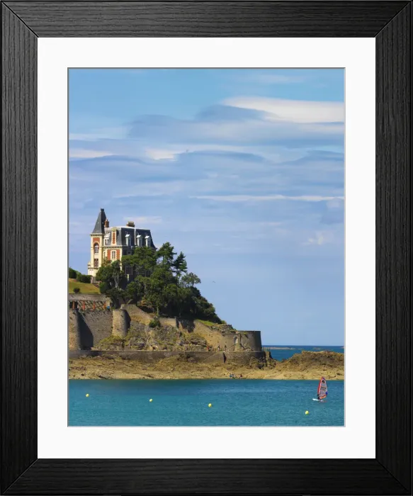 Framed Print : France, Cote d Emeraude (Emerald Coast), Cote d armor, Dinard, Pointe du Moulinet