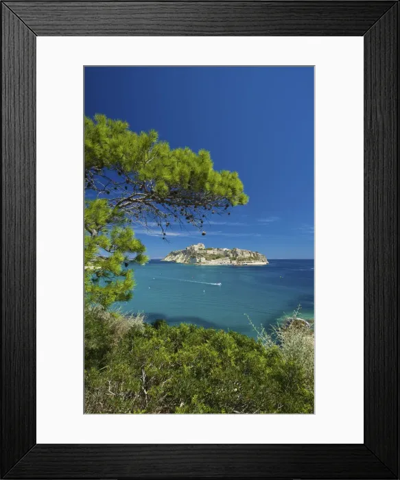 Framed Print : View from Isola San Domino to Isola San Nicola and castle, Tremiti Islands, Apulia, Italy Framed Print : View from Isola San Domino to Isola San Nicola and castle, Tremiti Islands, Apulia, Italy