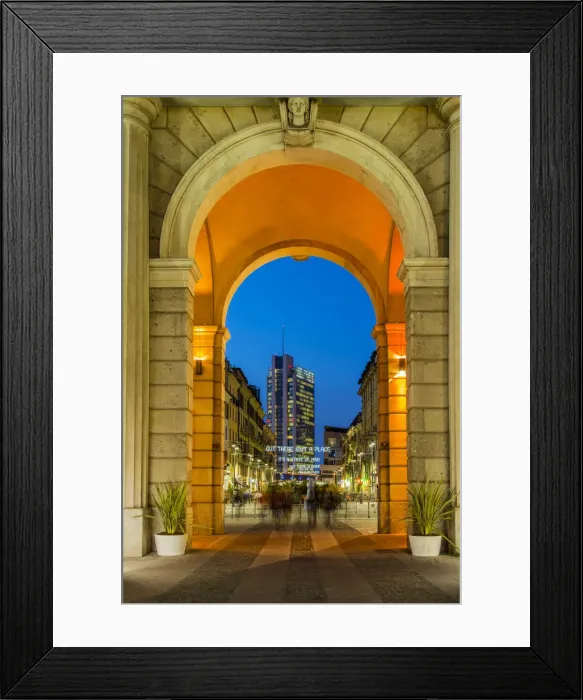 Framed Print : Night view of Corso Como night life area, Milan, Lombardy, Italy Framed Print : Night view of Corso Como night life area, Milan, Lombardy, Italy