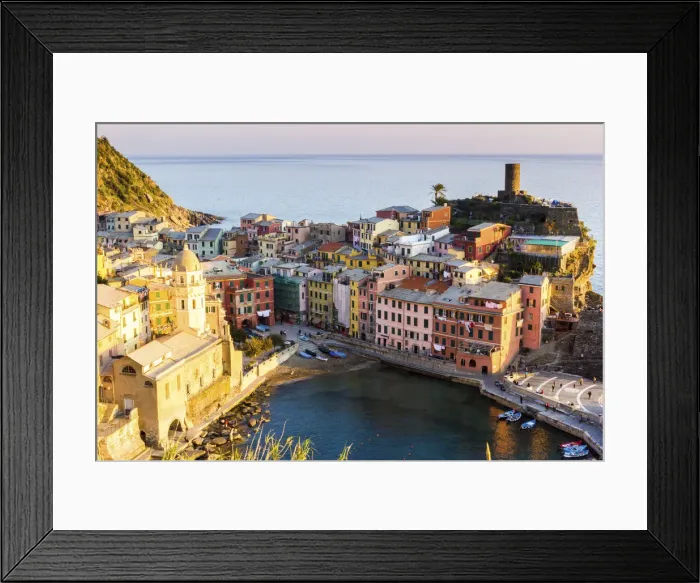 Framed Print : Vernazza, Cinque Terre, Liguria, Italy. Sunset over the town, view from a vantage point Framed Print : Vernazza, Cinque Terre, Liguria, Italy. Sunset over the town, view from a vantage point