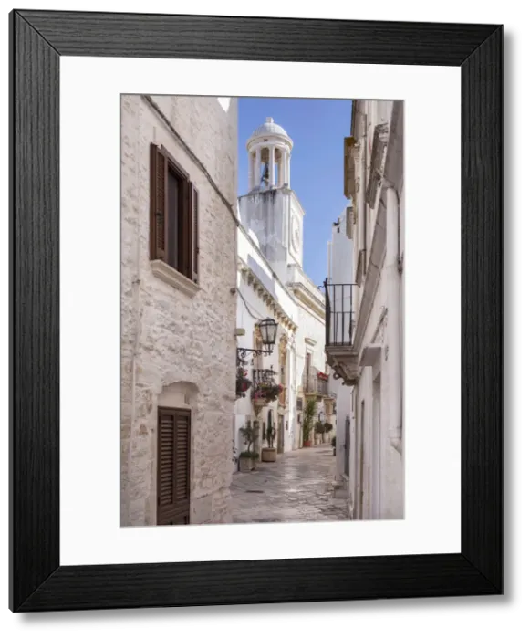 Framed Print : Italia, Italy, Apulia, Puglia, Bari district. Locorotondo Framed Print : Italia, Italy, Apulia, Puglia, Bari district. Locorotondo