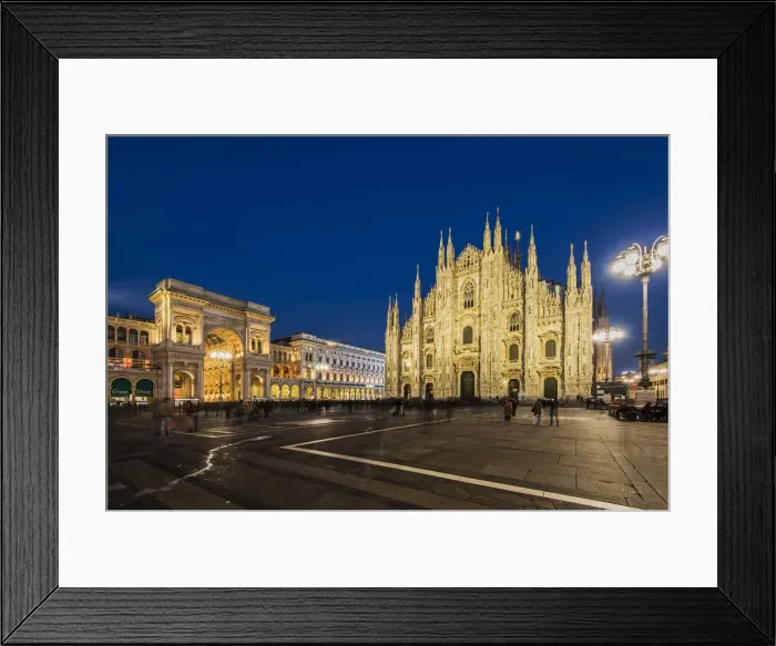 Framed Print : Night view of Piazza del Duomo, Milan, Lombardy, Italy Framed Print : Night view of Piazza del Duomo, Milan, Lombardy, Italy