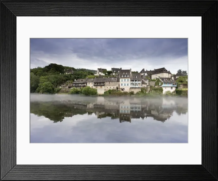 Framed Print : France, Correze, Argentat, Old houses and a layer of mist are reflected in the Dordogne Framed Print : France, Correze, Argentat, Old houses and a layer of mist are reflected in the Dordogne