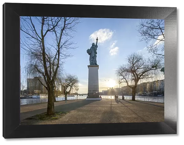 Statue of Liberty replica, Ile aux Cygnes, Paris, France
