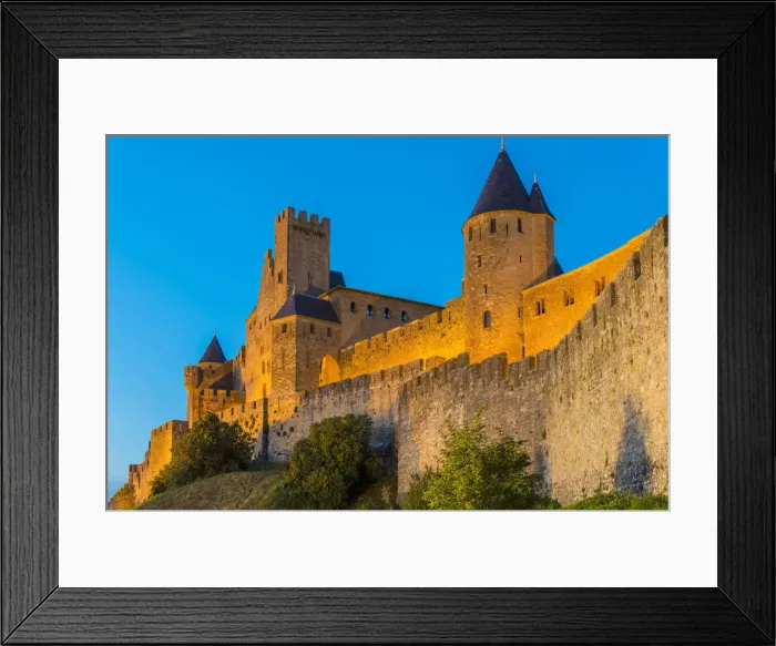 Framed Print : Night view of the medieval fortified city with Chateau Comtal, Carcassonne Framed Print : Night view of the medieval fortified city with Chateau Comtal, Carcassonne