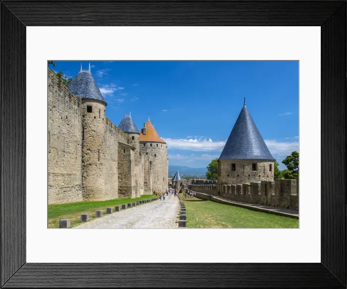 Framed Print : Chateau Comtal and ramparts of the medieval fortified city, Carcassonne Framed Print : Chateau Comtal and ramparts of the medieval fortified city, Carcassonne