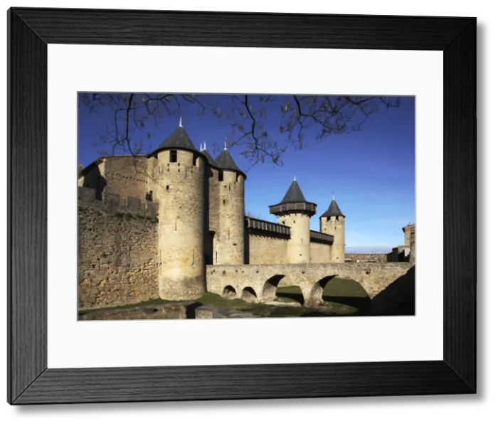 Framed Print : Medieval Towers & Bridge, Carcassonne, Languedoc, France Framed Print : Medieval Towers & Bridge, Carcassonne, Languedoc, France