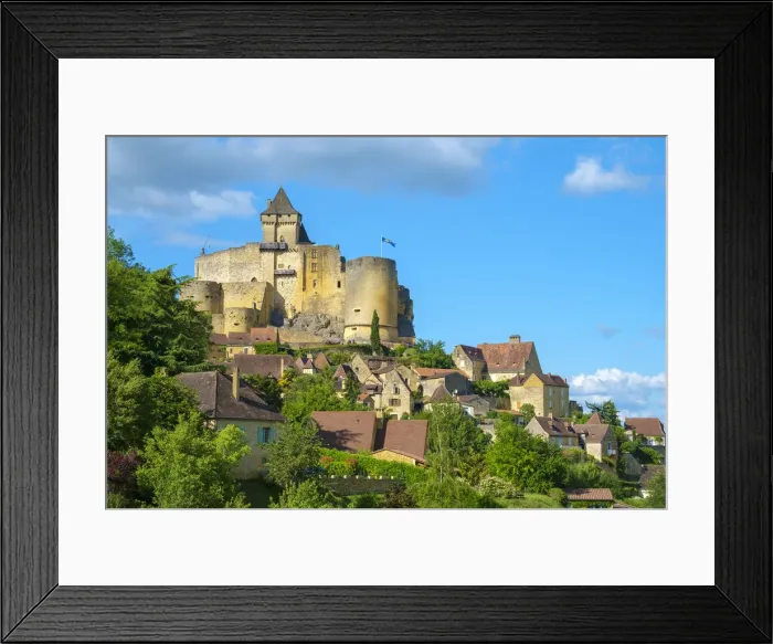 Framed Print : Chateau de Castelnaud castle and village, Castelnaud-la-Chapelle, Dordogne Department