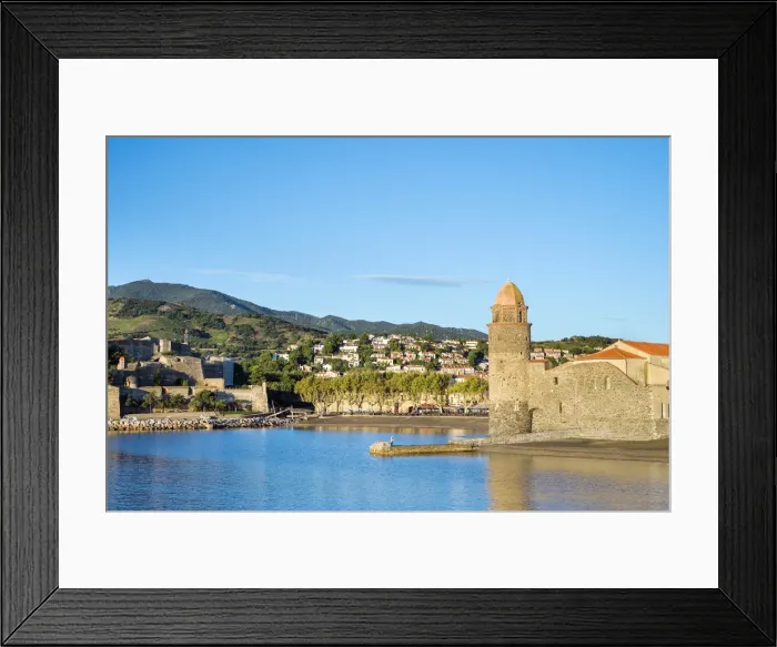 Framed Print : Notre-Dame-des-Anges church, Collioure, Pyra na es-Orientales, Languedoc-Roussillon Framed Print : Notre-Dame-des-Anges church, Collioure, Pyra na es-Orientales, Languedoc-Roussillon