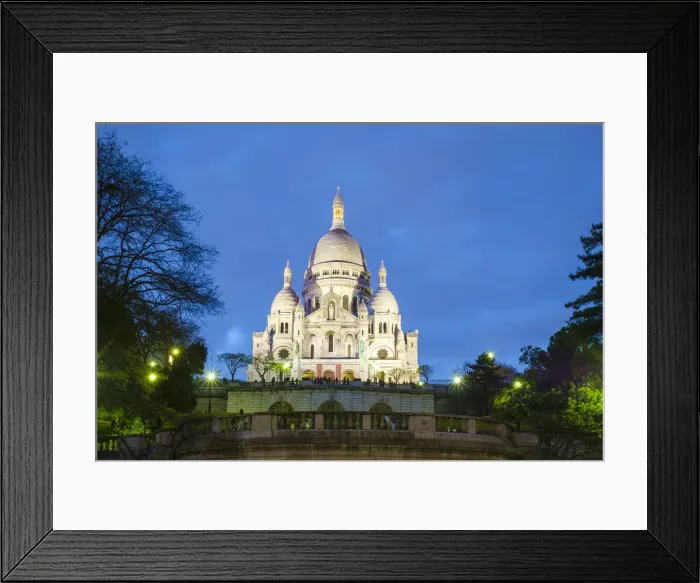 Framed Print : Sacre-Coeur Basilica on the hill of Montmartre at night, Paris, Ile-de-France, France Framed Print : Sacre-Coeur Basilica on the hill of Montmartre at night, Paris, Ile-de-France, France