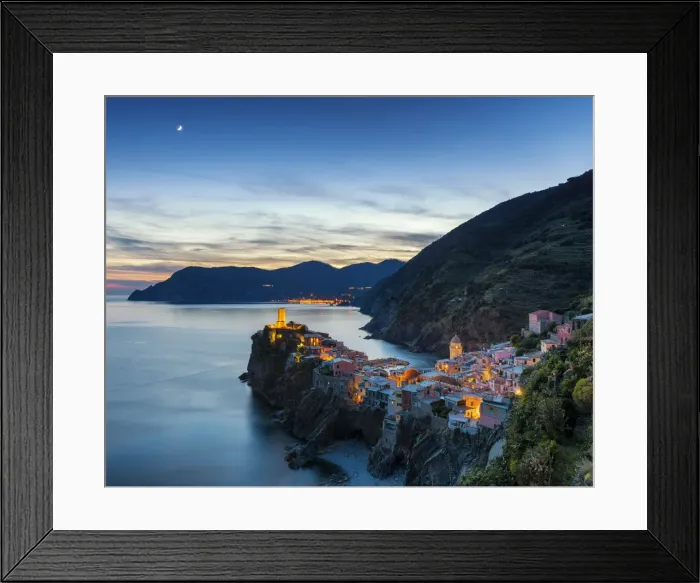 Framed Print : Vernazza at Dusk, Cinque Terre, Liguria, Italy Framed Print : Vernazza at Dusk, Cinque Terre, Liguria, Italy
