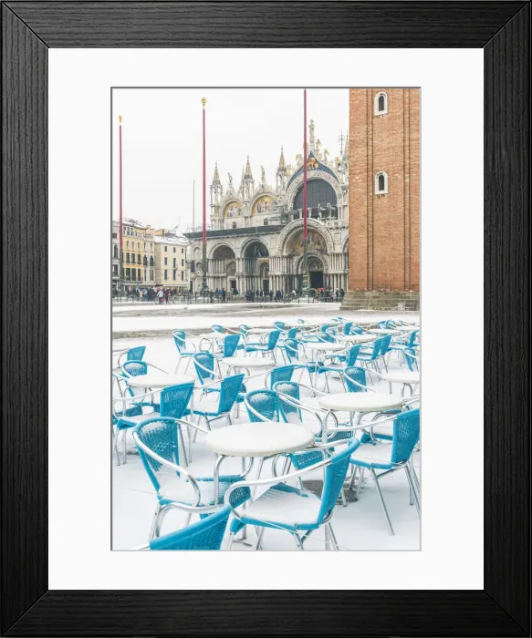 Framed Print : St Marks square, Venice, Veneto, Italy. Bar tables with snow Framed Print : St Marks square, Venice, Veneto, Italy. Bar tables with snow