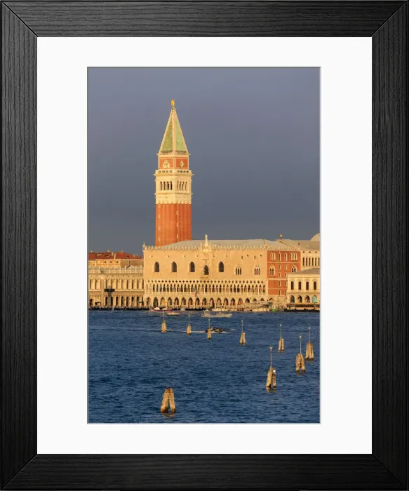 Framed Print : View from the Bacino di San Marco towards the Saint Marks square with the Campanile Framed Print : View from the Bacino di San Marco towards the Saint Marks square with the Campanile