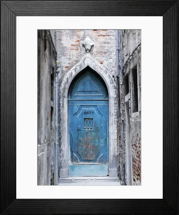 Framed Print : Old door at the end of an alley, Venice, Veneto, Italy Framed Print : Old door at the end of an alley, Venice, Veneto, Italy