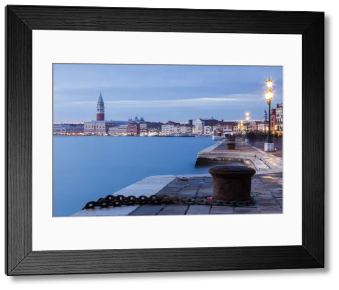 Framed Print : Riva degli Schiavoni, Venice, Veneto, Italy Framed Print : Riva degli Schiavoni, Venice, Veneto, Italy