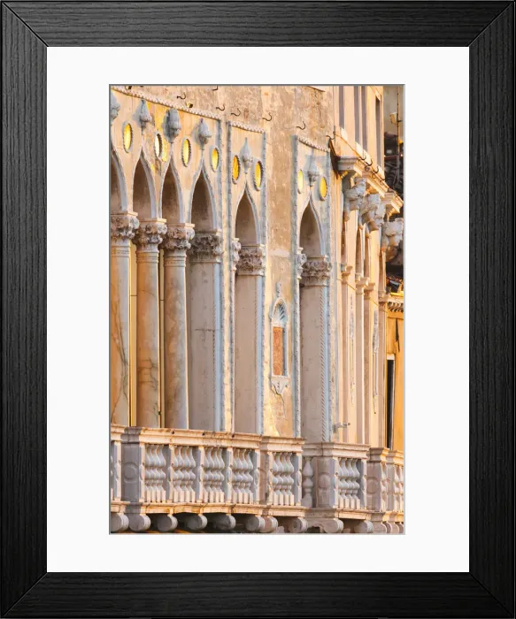 Framed Print : Detail of the Gothic Facade of the Palazzo Barbaro on the Canal Grande, Venice, Veneto