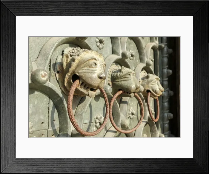 Framed Print : Lions Head at the main Portal of the Basilica di San Marco, Piazza San Marco Framed Print : Lions Head at the main Portal of the Basilica di San Marco, Piazza San Marco