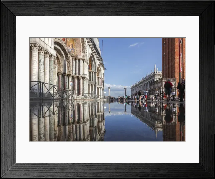 Framed Print : High Water (Acqua alta) in San Marco Square, Venice, Veneto, Italy Framed Print : High Water (Acqua alta) in San Marco Square, Venice, Veneto, Italy