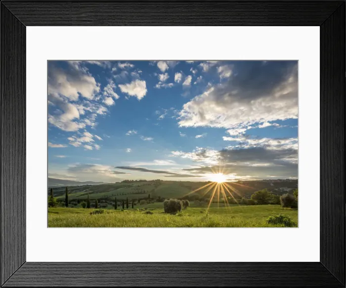 Framed Print : Europe, Italy, Tuscany. La Foce - landscape near to Val D orcia at sunset Framed Print : Europe, Italy, Tuscany. La Foce - landscape near to Val D orcia at sunset