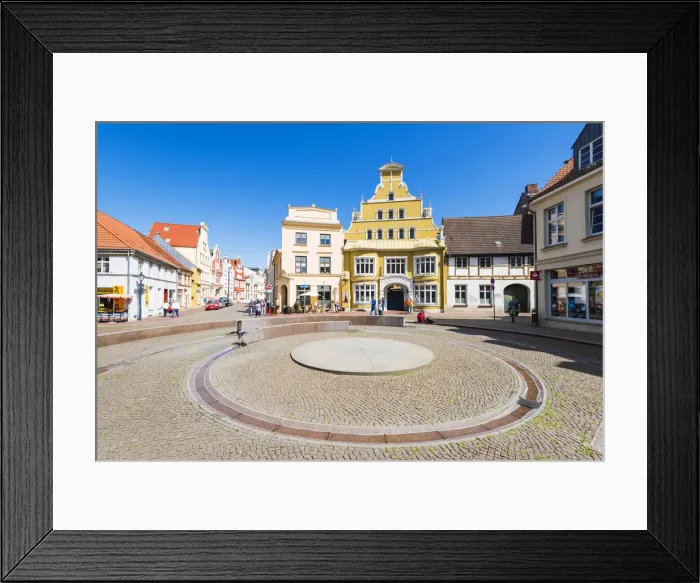 Framed Print : Wismar, Baltic coast, Nordwestmecklenburg, Mecklenburg-Western Pomerania, Germany Framed Print : Wismar, Baltic coast, Nordwestmecklenburg, Mecklenburg-Western Pomerania, Germany