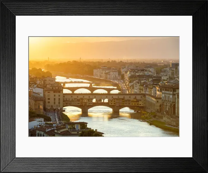 Framed Print : Ponte Vecchio on the Arno river and buildings in the old town at sunset, Florence