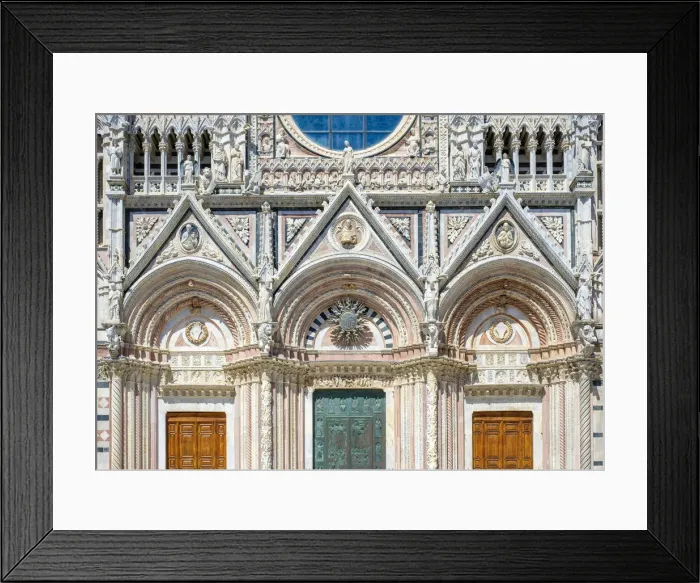 Framed Print : Faazade of Duomo di Siena (Siena Cathedral). UNESCO World Heritage Site, Siena, Tuscany