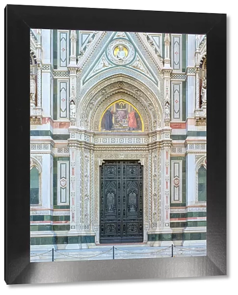 Gothic Revival faazade of Florence Cathedral (Duomo di Firenze)
